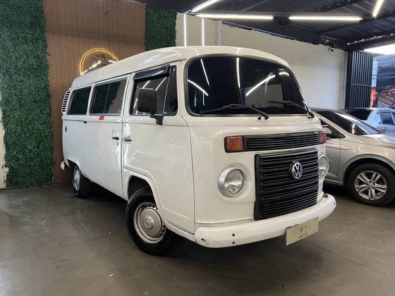 VOLKSWAGEN KOMBI 1.4 MI STD 8V FLEX 4P MANUAL VOLKSWAGEN KOMBI 1.4 MI STD 8V FLEX 4P MANUAL